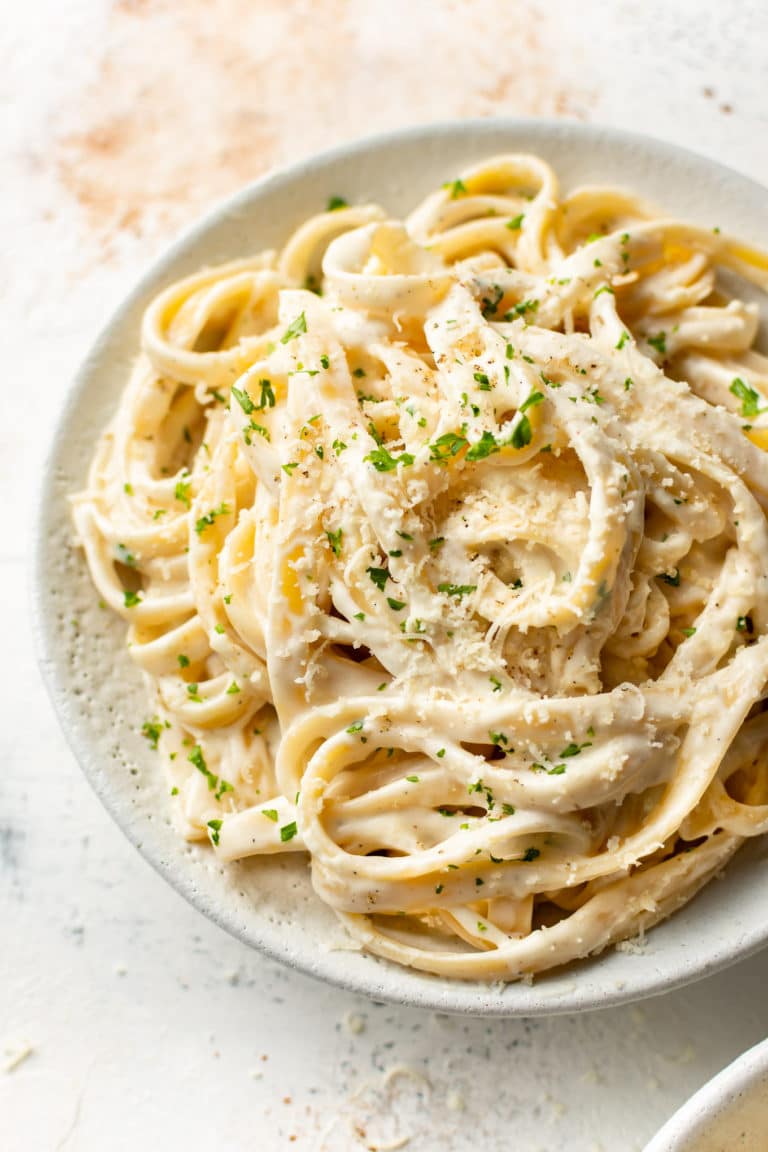 Quick & Easy Alfredo Sauce