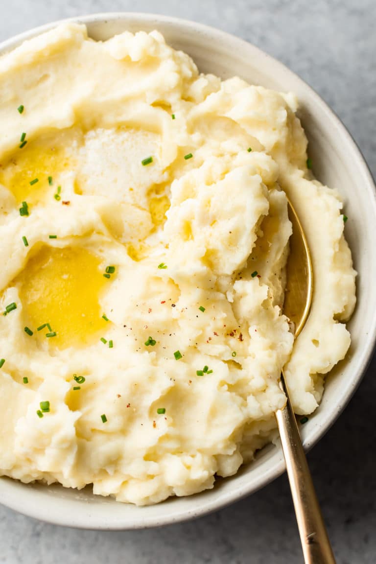 Easy Garlic Mashed Potatoes • Salt & Lavender