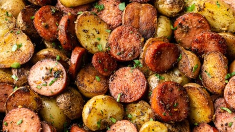Sausage coils with pan-fried potatoes - Recipes 