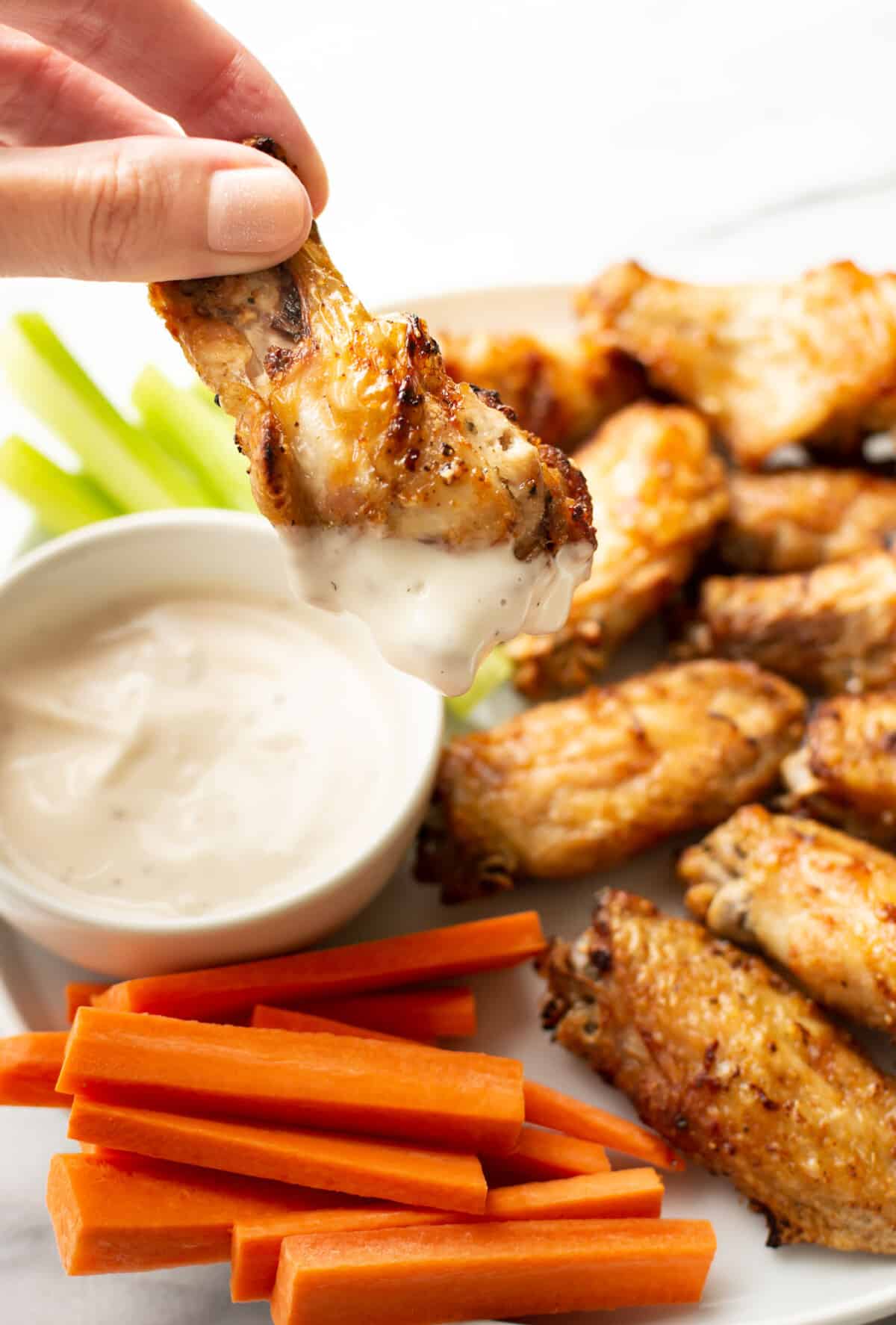 dipping air fryer chicken wings in ranch dressing